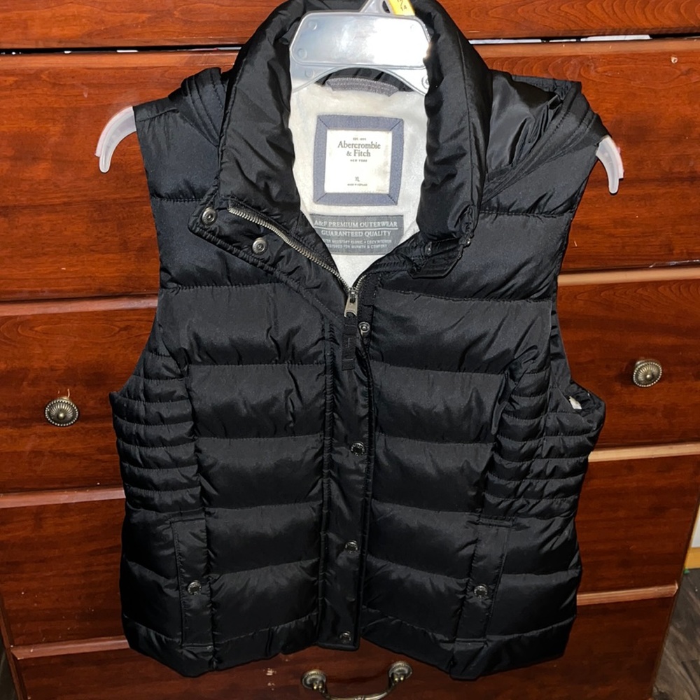 Abercrombie and Fitch Hooded therma vests
